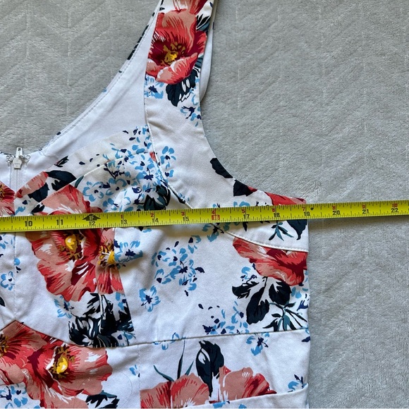 Torrid Sweetheart Babydoll Peplum Tank White Floral‎ Size 1X - Picture 5 of 7